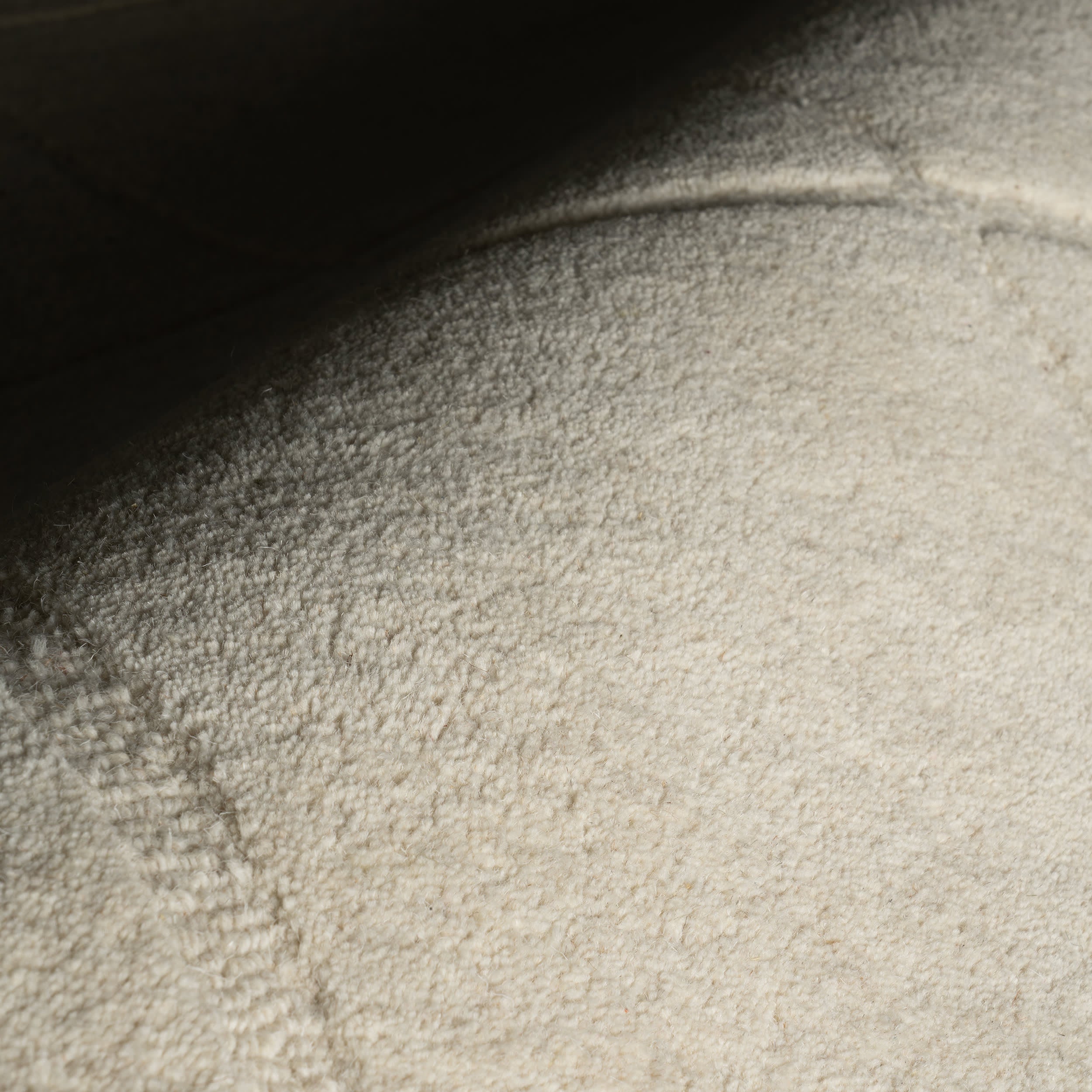 Sahar Solid Modern Wool Rug | Ivory - Image 3